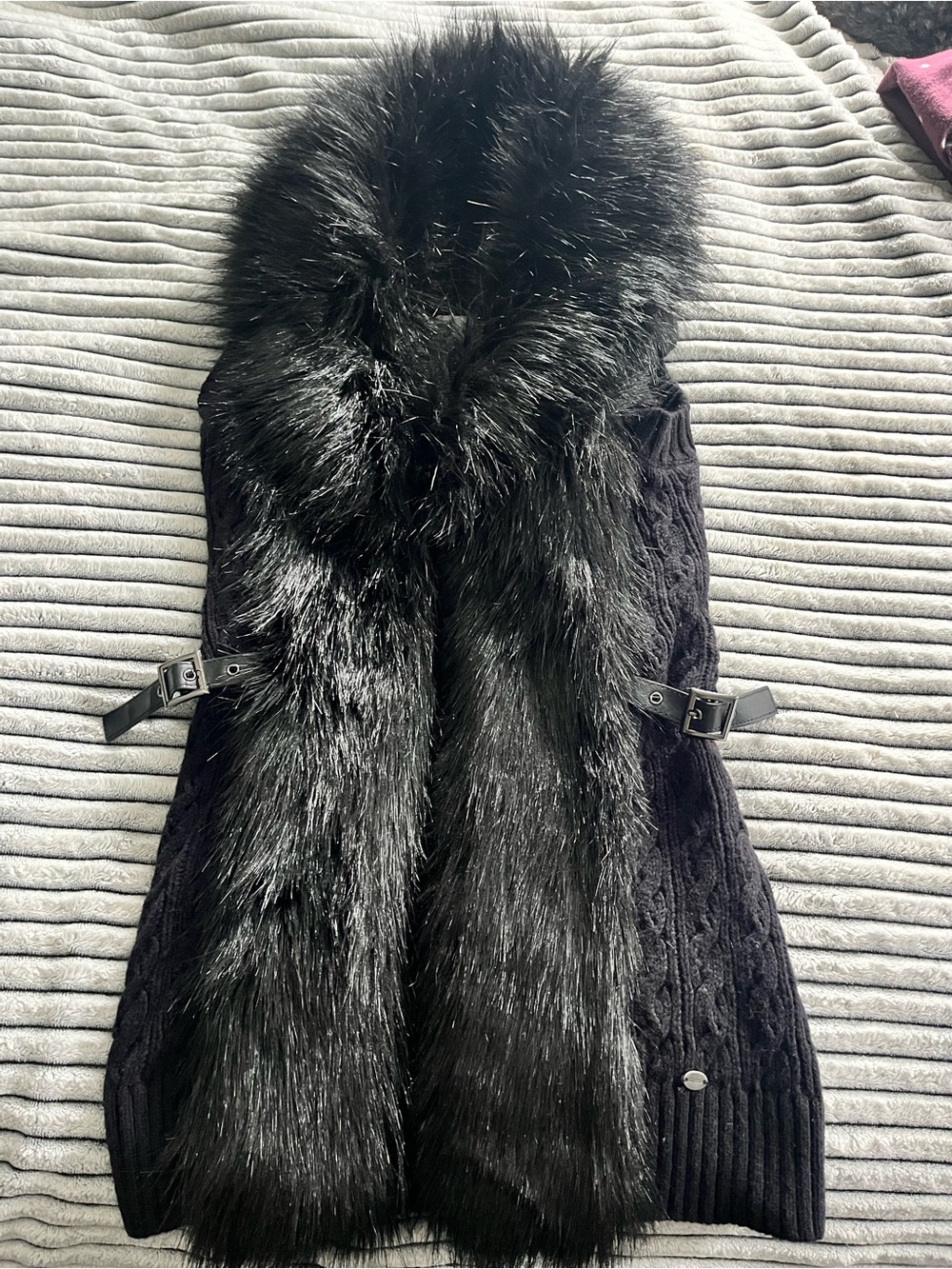 Guess Black Faux Fur-Trim Knit Vest